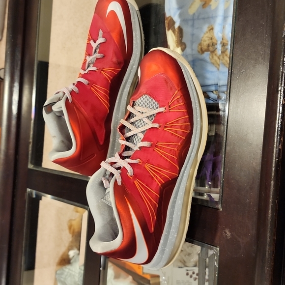 Nike LeBron X Low - Picture 3 of 5